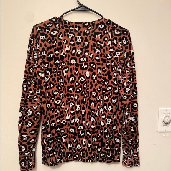 Banana republic cheetah print sweater size medium - Picture 2 of 3